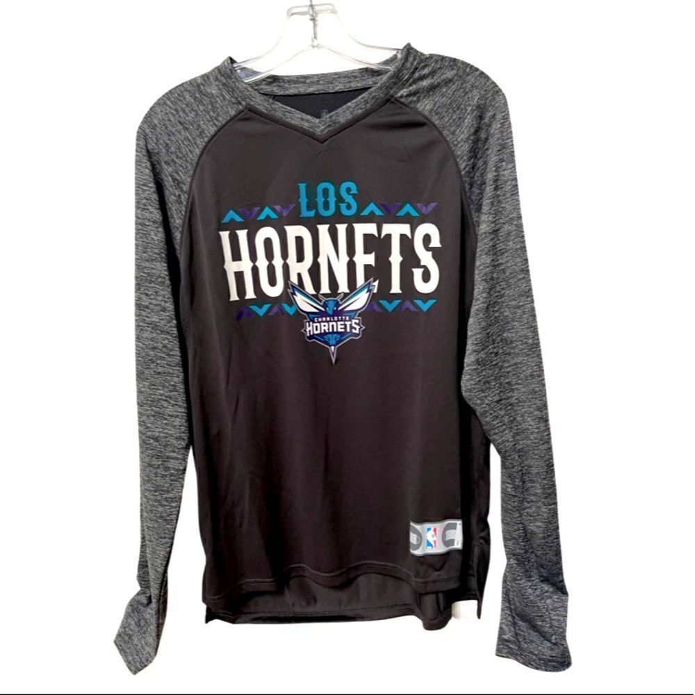 Charlotte Hornets Fanatics Branded Noches Shooting Raglan long sleeve size L